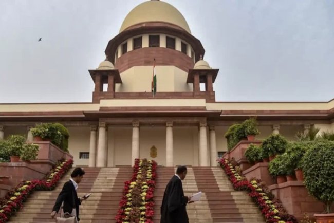 SC Cracks Down on NCR Vehicular Pollution, Seeks Responses