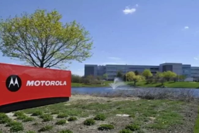 Motorola's Sustainability Efforts: Focus on Recycled and Eco-Friendly Materials