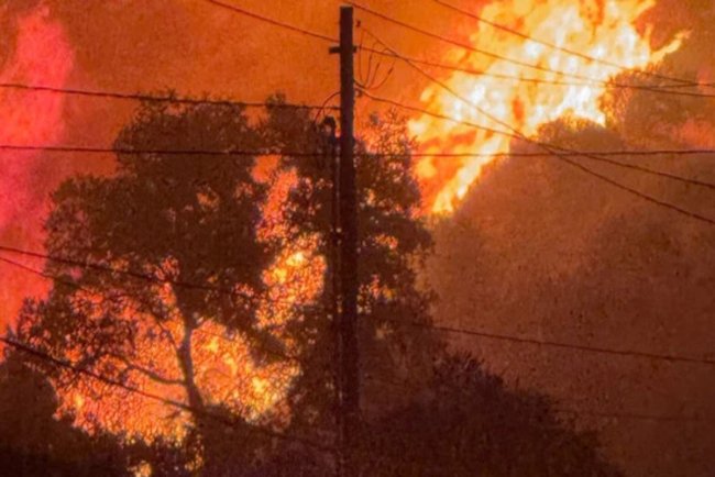 North LA Batters by New Wildfire, Insurance Disputes Intensify