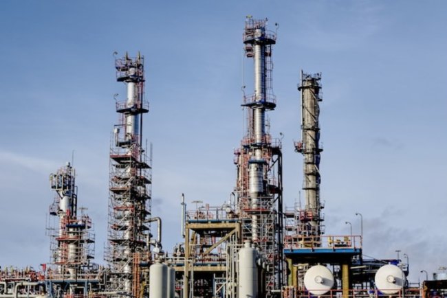 TA’ZIZ Awards $1.7 Billion Contract For Methanol Plant