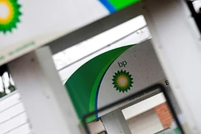 BP Shifts Focus Back to Fossil Fuels, Cuts Investment in Renewable Energy