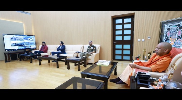 CM Yogi Oversees Amrit Snan Arrangements At 3:30 AM