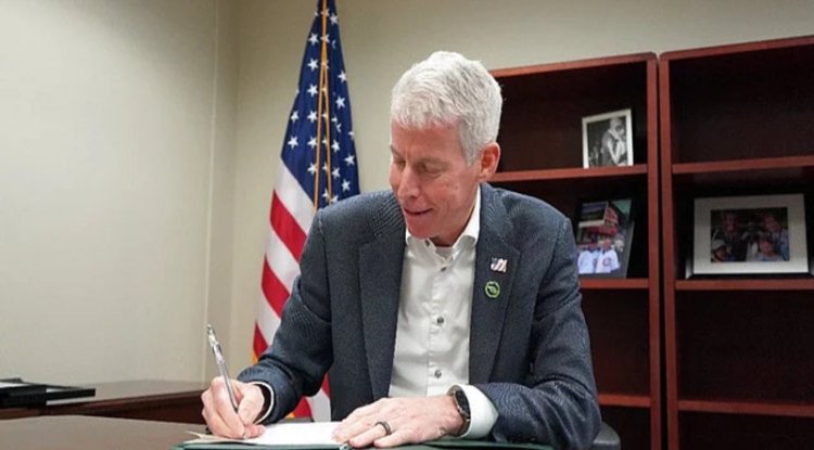 US Shifts Focus: Energy Expansion Over Net-Zero Goals, Chris Wright Announces