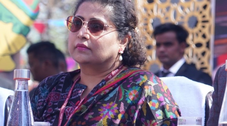 Handwoven Fabrics Are More Valuable Than Industrial Textiles: Mrinalini Darswal, Special Resident Commissioner At Odisha Bhawan