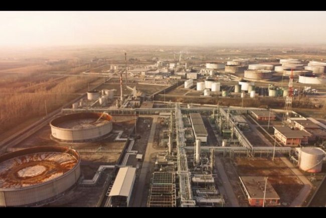 Neste Raises EUR 700 Million For Renewable Energy Expansion