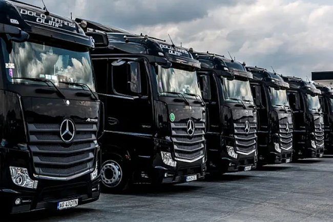 Daimler India Switches to Green: 16 MW Clean Energy Deal with Zelestra