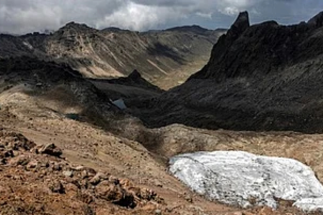 Mount Kenya Glaciers in Crisis: Rapid Melt Observed
