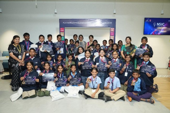 Empowering Students to Drive Change: How eVidyaloka’s NSIC Program is Transforming Communities