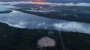Brazilian Chief Leads Fight Against Amazon Destruction, Protecting Indigenous Land