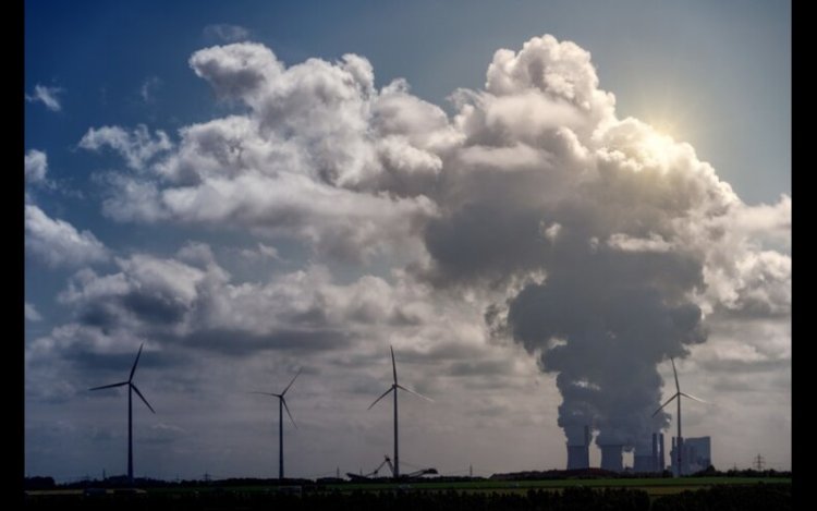 Clean Energy Hits 40% But Emissions Reach Record