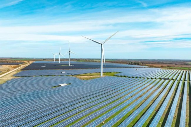 UK’s Political Divide Widens Over Climate Goals Amid Net Zero Backlash