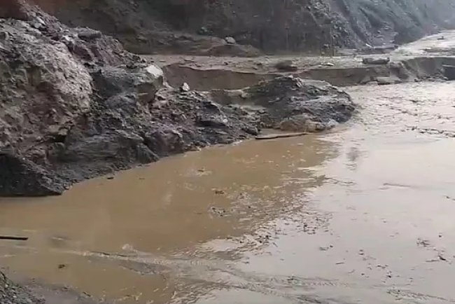 Climate Change and Western Disturbances: Impact on Jammu and Kashmir's Weather Patterns