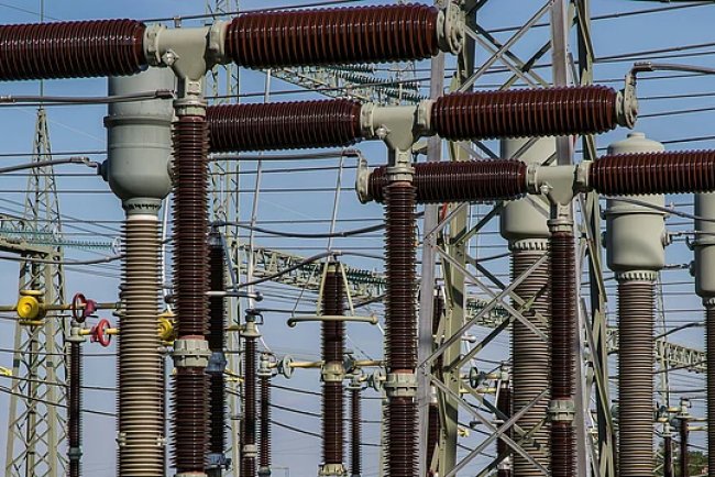 Delhi Residents Face 7–10% Electricity Bill Hike Amid Peak Summer