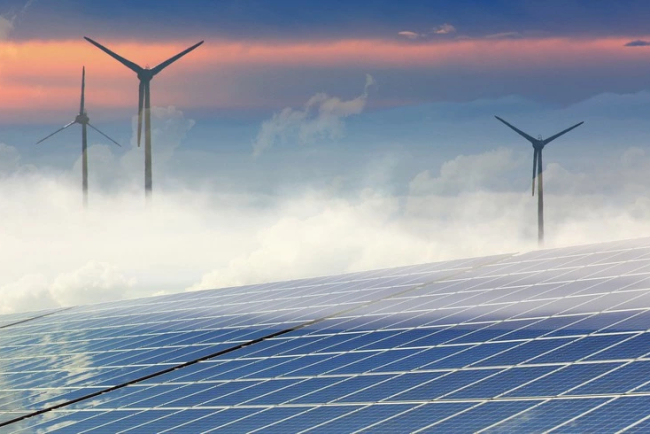 EU Advances Toward 2030 Climate Goals with Continued Action Needed