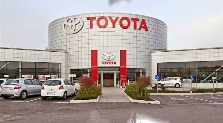 Toyota and Human Rights: Supply Chain Transparency and Labour Practices in Global Operations