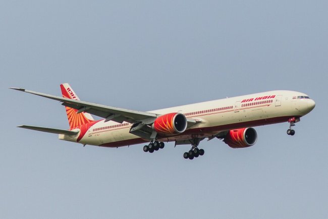 Indian Airlines Face ₹18,000 Crore Carbon Offset Cost by 2035