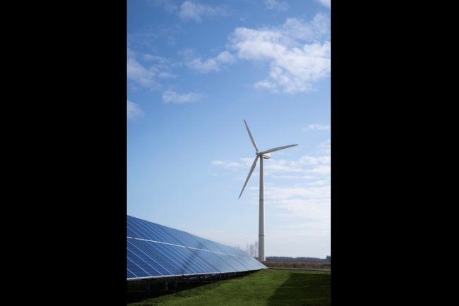 UK Unveils £30B Plan To Boost Clean Energy Sector