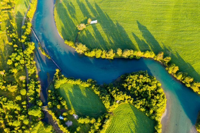 Tech-Driven Climate Adaptation Enhances Sustainable Value