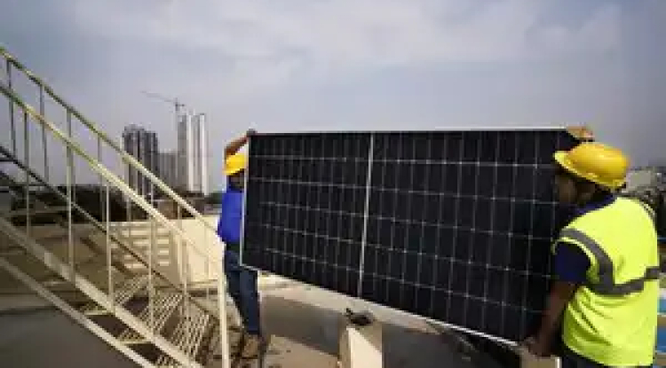 India's Renewable Energy Soars to 232 GW, Driven by Solar Boom