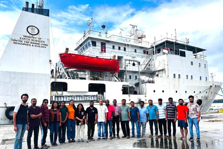 India Begins Urgent Marine Survey After Hazardous Spill Near Kochi