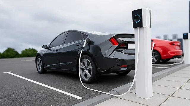 Delhi Government to Revise EV Policy: Easing Deadlines and Capping Surge Pricing