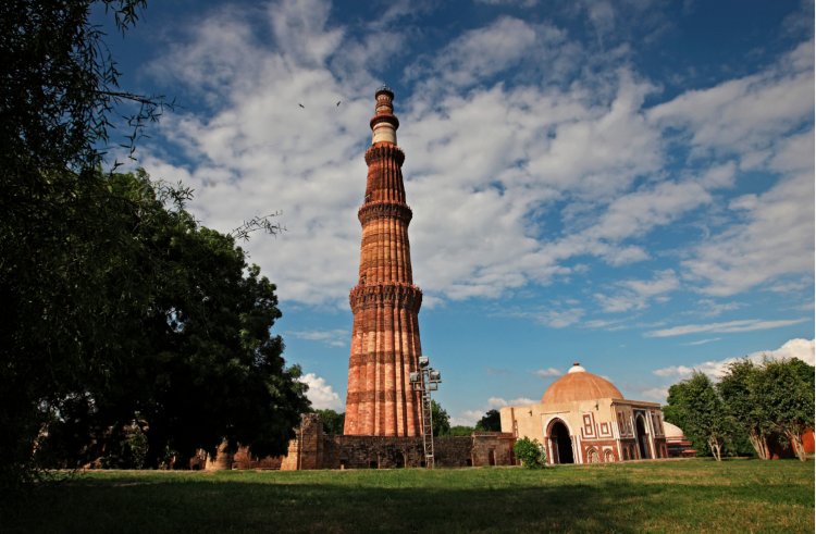 Delhi Gears Up For Rainy Weather As Monsoon Advances Further