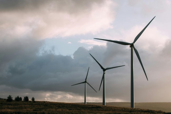 UK Unveils First Onshore Wind Strategy to Boost Clean Energy