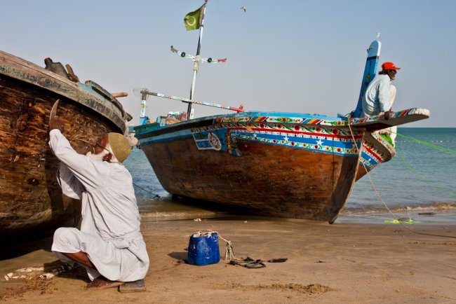 Iran-Israel Conflict Pushes Balochistan’s Fishing Industry Toward Collapse