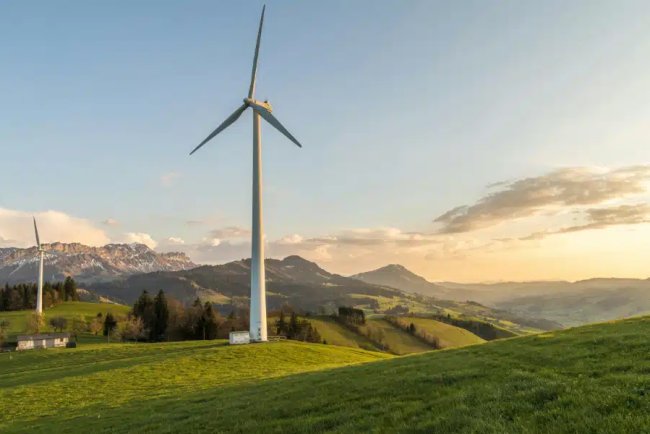 Wind and Solar Power Now Cheaper and More Reliable Than Fossil Fuels, Report Finds