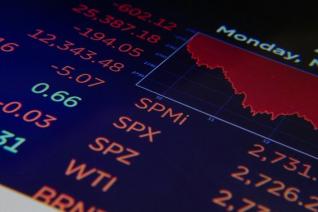 Asset Managers Strengthen Sustainable Investing Amid ESG Challenges