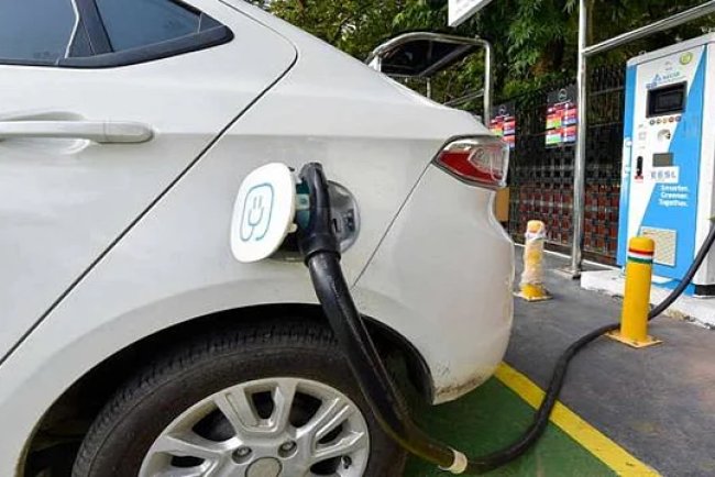 Maruti Suzuki Highlights Charging Infrastructure as Key to India’s EV Future