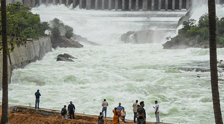 Krishna Basin Flood: Karnataka Faces Dam Discharge, Widespread Flooding in 2025 Monsoon