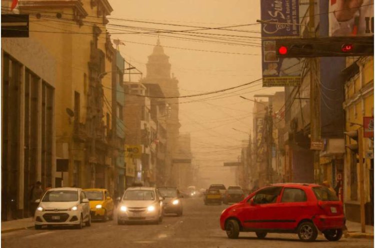 Sand and Dust Storm Disrupts Life Across Southern Peru