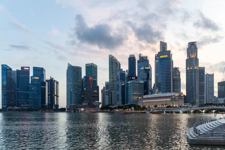 New Report: Economic and Governance Goals Top ESG Agenda