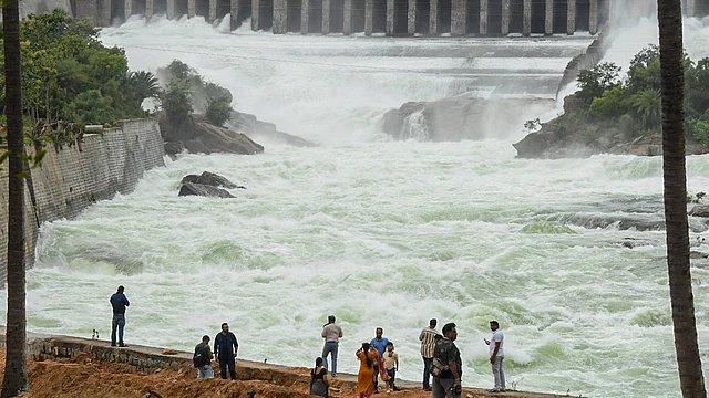 Krishna Basin Flood: Karnataka Faces Dam Discharge, Widespread Flooding in 2025 Monsoon