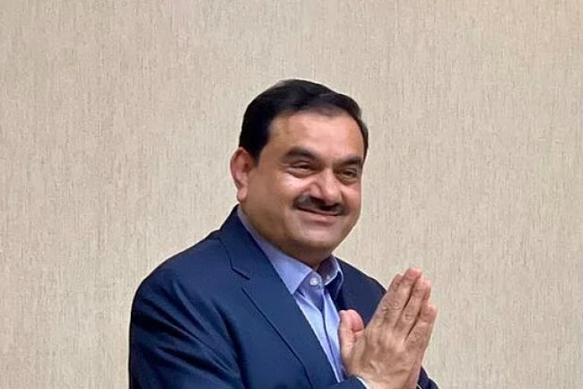 The Lure of Kutch: Ambani and Adani Pledge Billions for Clean Energy in Arid Heartland