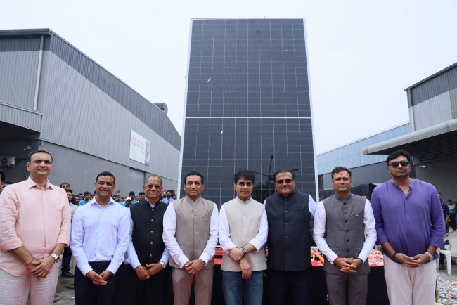 Goldi Solar Unveils World’s Largest Solar Module in Tribute to Indian Prime Minister