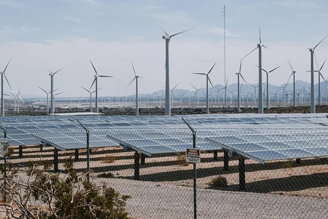 India’s Power Sector Emissions Fall 1% in 2025, but Experts Caution Lasting Reductions Need Batteries and Smarter Power Use