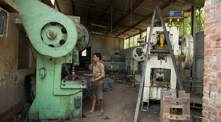 Indian MSMEs Keen to Go Green, But Struggle With Finance and Knowledge Gaps