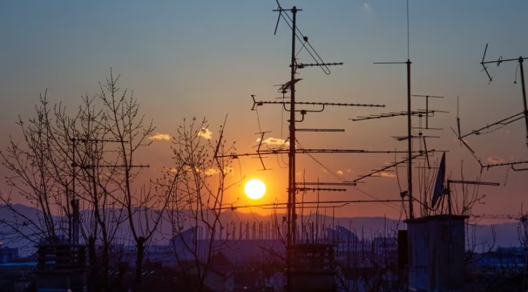 Major Grid Overhaul Pivotal for Europe's Energy Future, Report Finds
