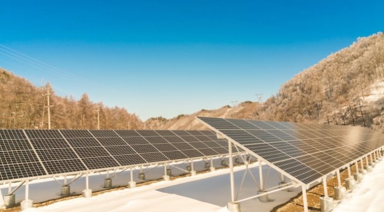 UAE Launches Gigascale Solar And Storage Project