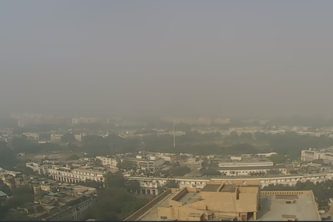 Delhi AQI Today: PM2.5 Levels Soar 22 Times Above WHO Limit