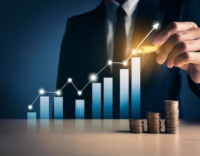 EIB And Societe Generale Boost Cleantech Funding