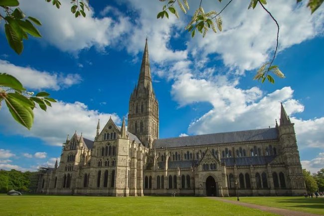 Church Commissioners Adopt Nuanced Ethical Test for Defence Investments