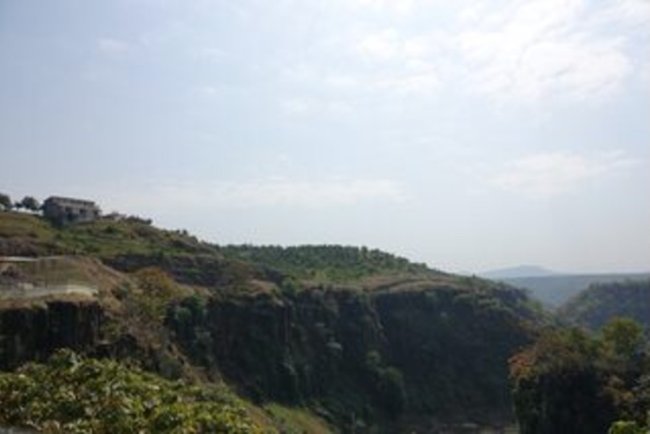 Supreme Court Stays Aravalli Redefinition, Mining Ban Put on Hold