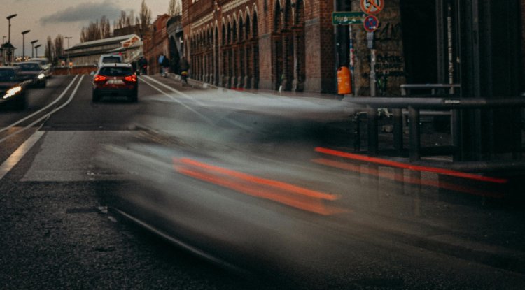 Local Leaders Urge EU to Hold Firm on 2035 Combustion Engine Ban