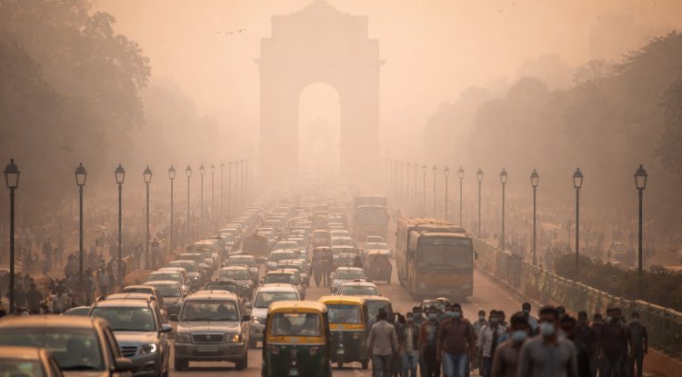Delhi-NCR Air Quality Improves Slightly, Still ‘Very Poor’