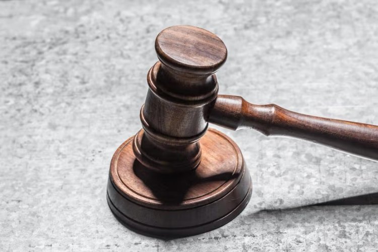 Florida Files Legal Action Against Proxy Advisers Over ESG Concerns