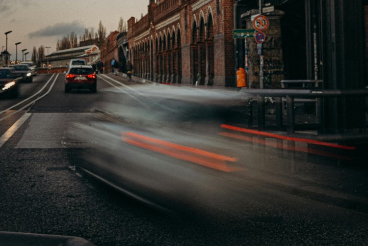 Local Leaders Urge EU to Hold Firm on 2035 Combustion Engine Ban