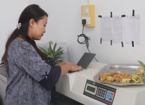 Waste Pineapple Peels Can Become Market-ready Vinegar: Report